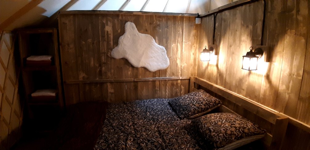 Hébergement AbracadaRoom : Yourte WOOD 5 personnes - Image 3