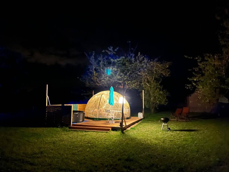 Hébergement AbracadaRoom : Jolie bulle sous les étoiles & Spa - Image 1