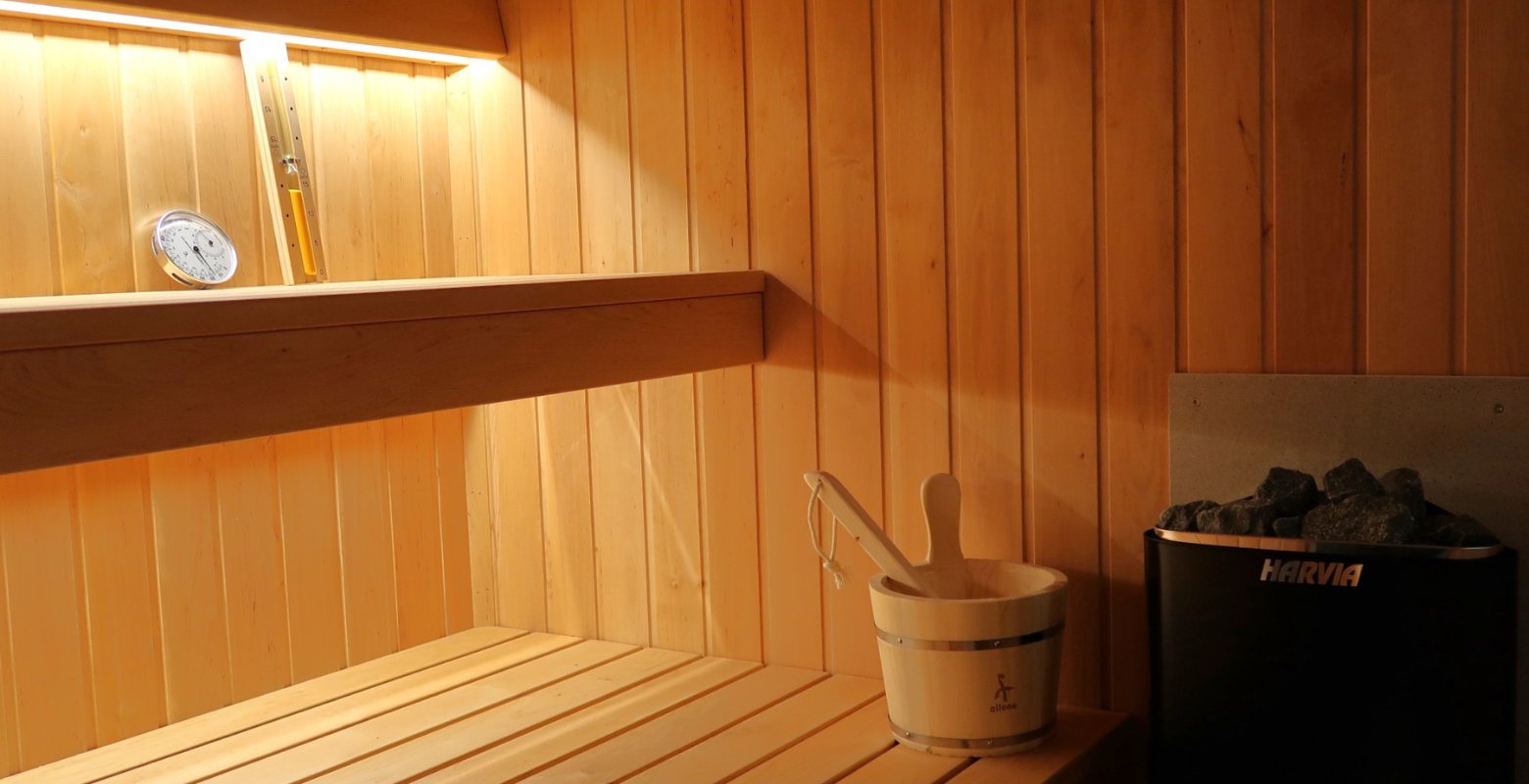 Suite flottante Supérieure Lit king-size Balnéo Sauna à Poissy (5)