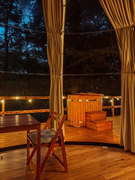 Domaine AbracadaRoom : Les nuits du Haut-Buguet - Image 1