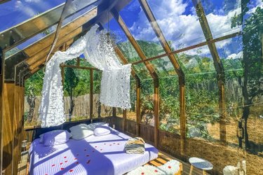 Chalet en verre sous une pluie d’étoiles à Biot (4)