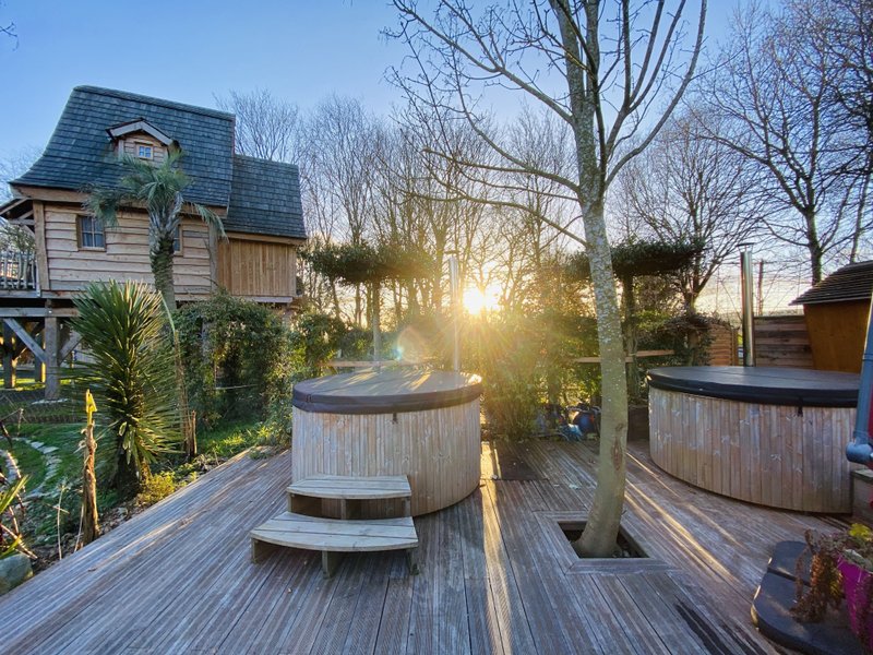 Hébergement AbracadaRoom : La Maison de Merlin, cabane magique avec SPA - Image 45