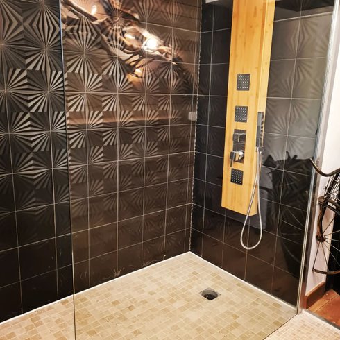 Hébergement AbracadaRoom : Tiny A XXL & Spa - Image 8