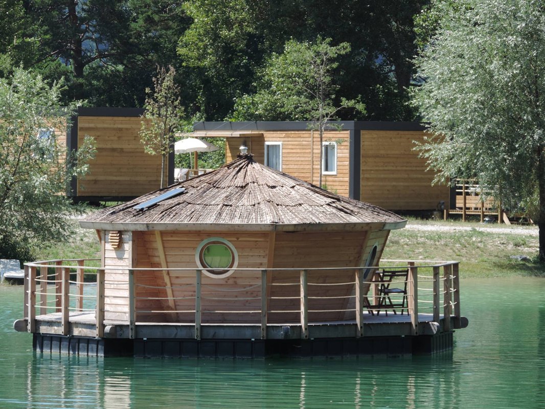 Cabane flottante Zenzilot à Châtillon En Diois (5)