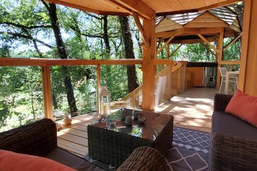 Cabane perchée ASTERIA & Spa à Sarrant (1)