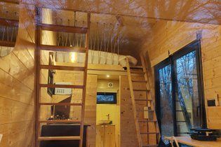Moose Tiny House Ambur