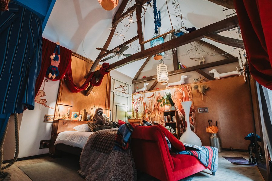 Hébergement AbracadaRoom : La Suite Voltige - Image 9