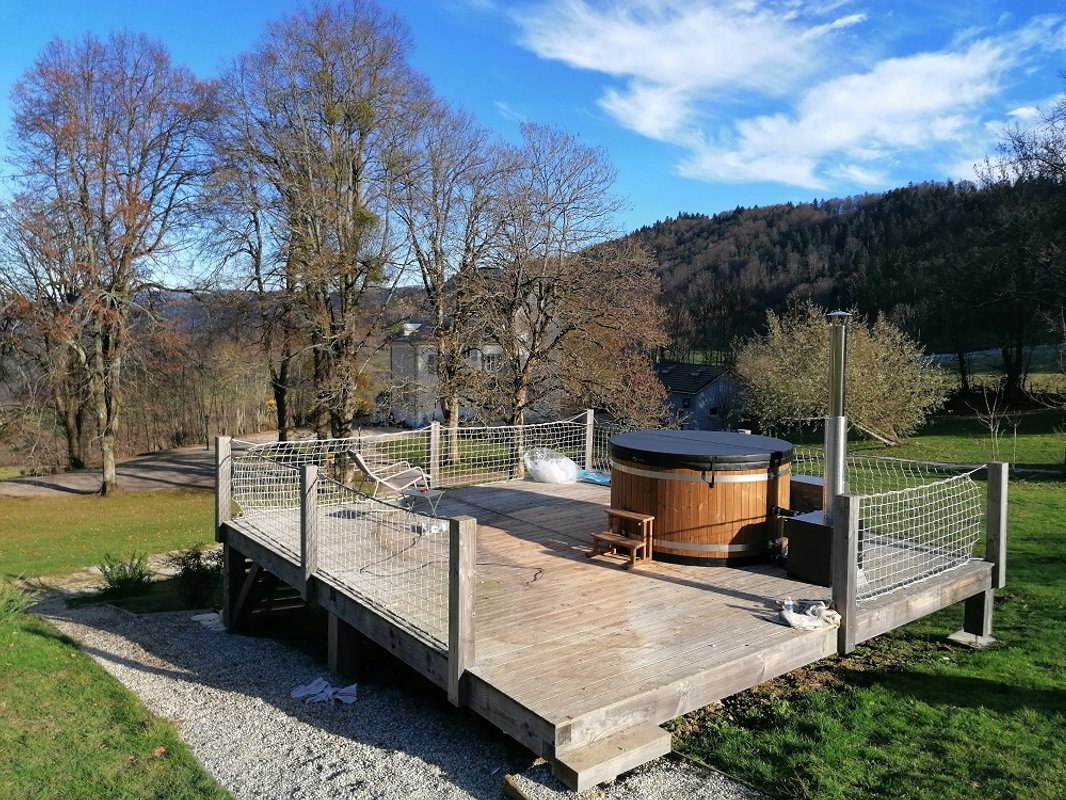 Cabane étoilée et son Spa à Merlas (2)