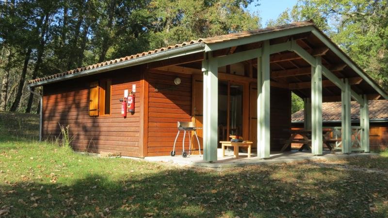 Hébergement AbracadaRoom : Chalet en bois front de lac - Image 1