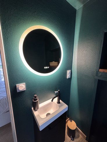 Hébergement AbracadaRoom : Ancien lavoir au cœur de la petite « Venise » du Trégor - Image 6