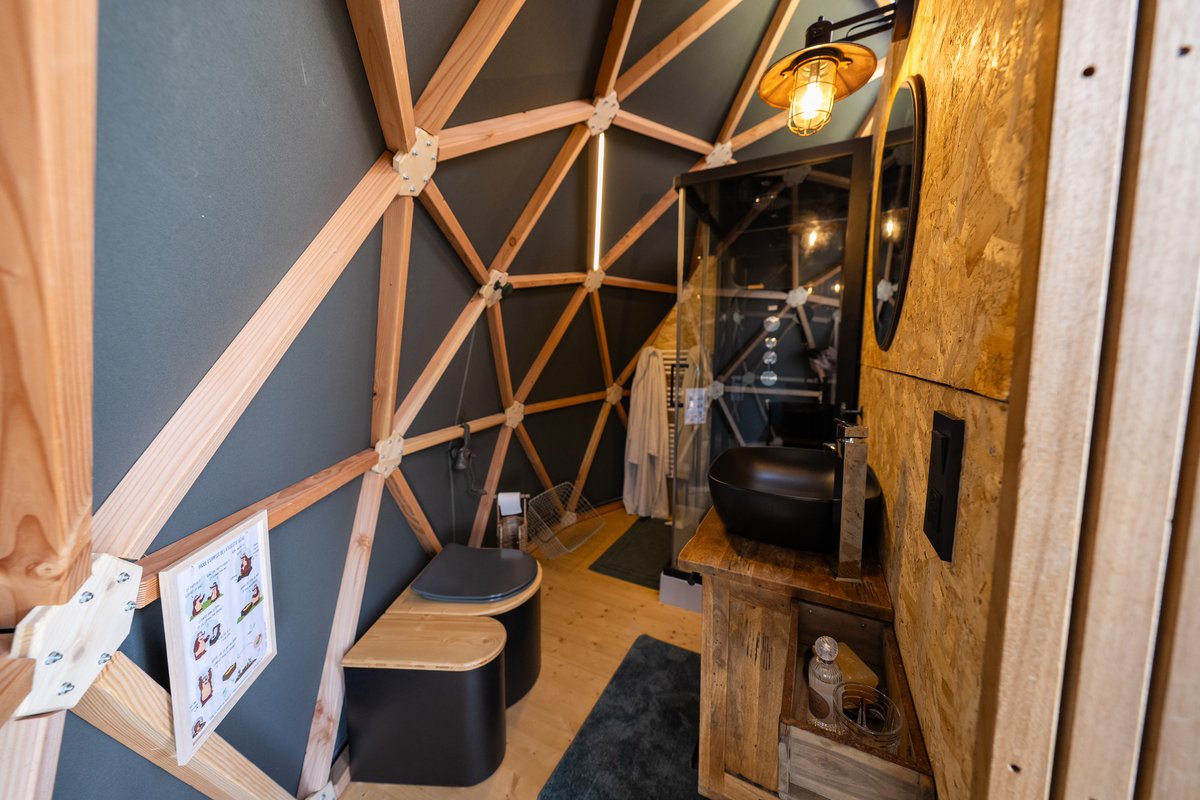 La bulle du coq & Spa à St Martin La Plaine (26)
