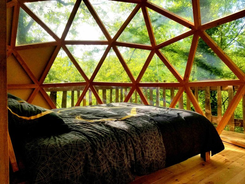 Hébergement AbracadaRoom : Dôme Stonewood sur pilotis & spa - Image 5