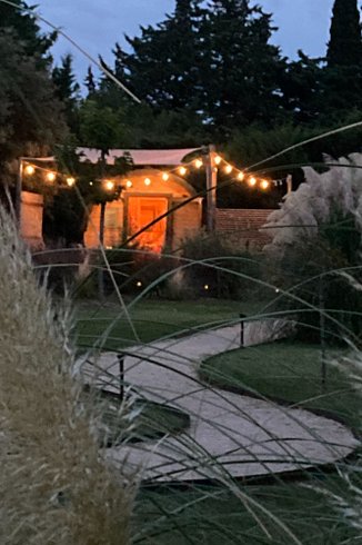 Domaine AbracadaRoom : Tonneau Insolite en Provence - Image 3