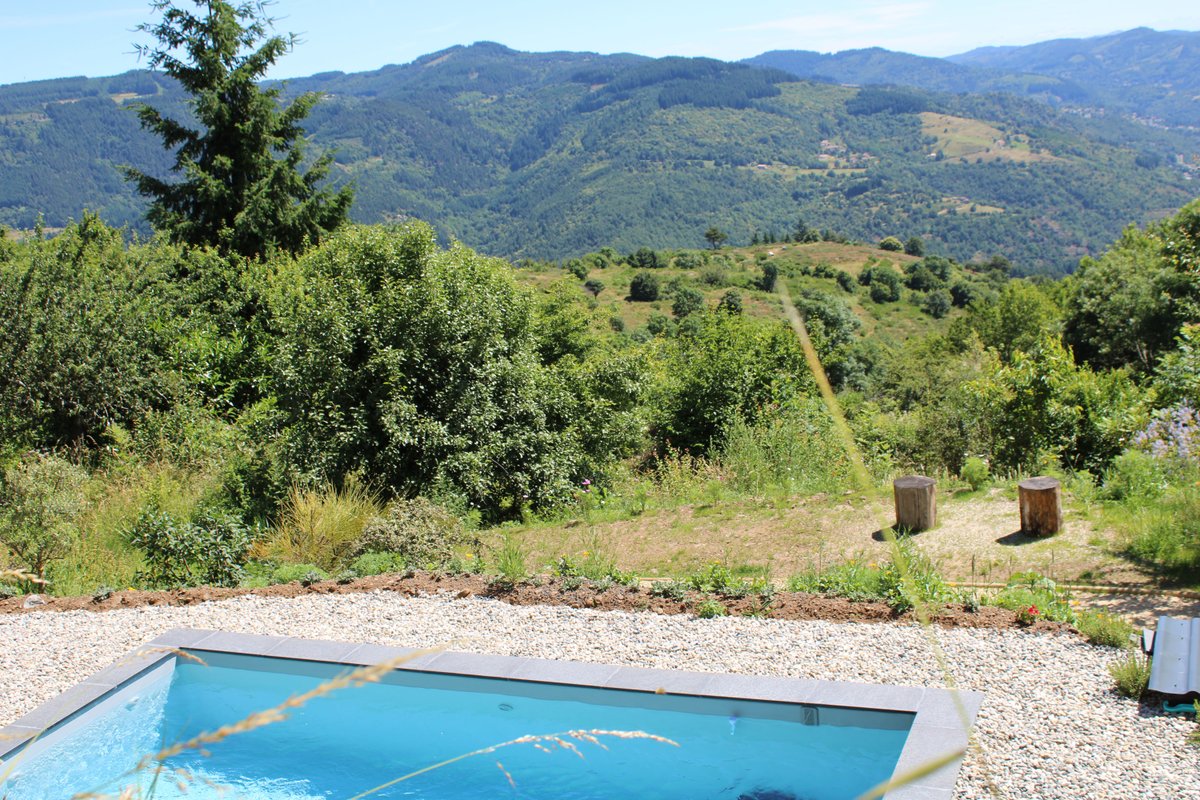 Pavillon Prairie, accès piscine & SPA à Jaunac (8)