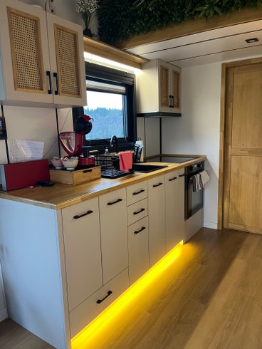 Hébergement AbracadaRoom : Tiny house Athena & Spa - Image 18