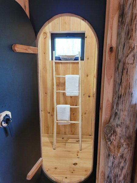 Hébergement AbracadaRoom : Cabanes Familles Spa au Bord de l'Eau - Image 19