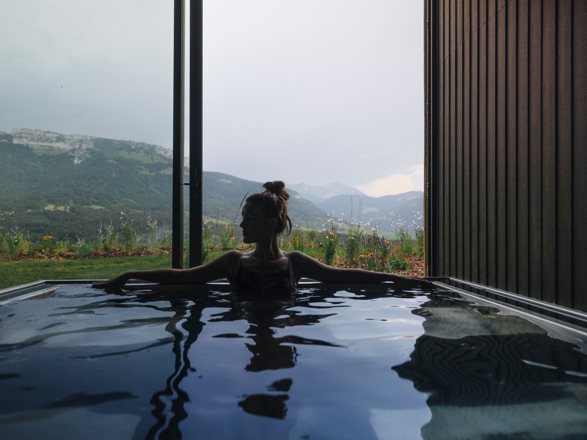 Unik Lodges Annecy - Aurore - Nuit insolite avec vue montagne et spa privé