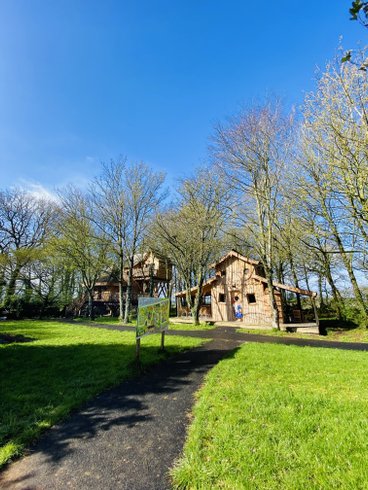Hébergement AbracadaRoom : La Maison de Merlin, cabane magique avec SPA - Image 51