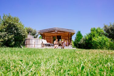 Cabane de Trappeur & Spa privatif à Le Nizan (2)