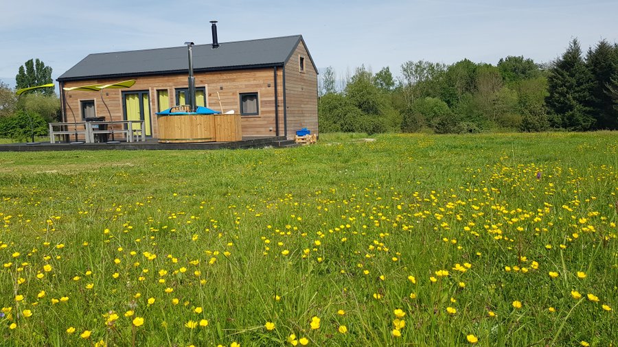 Hébergement AbracadaRoom : Cabane de l'Ecureuil & Bain nordique - Image 2