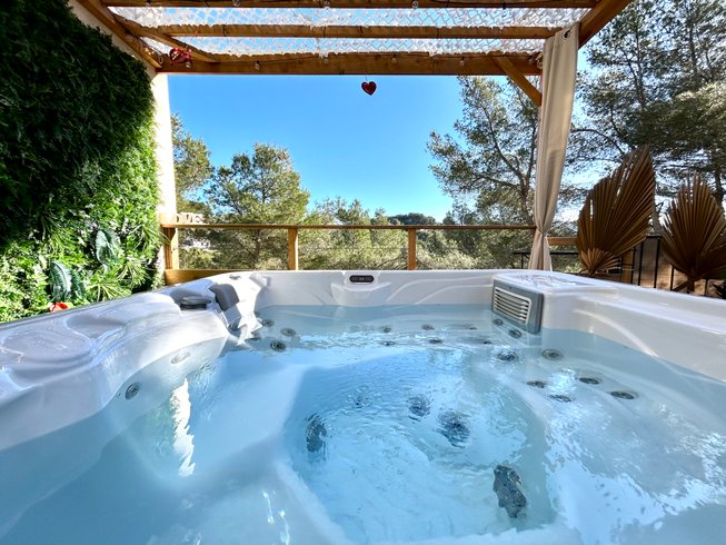 Domaine AbracadaRoom : La tente lodge spa de MFG - Image 9