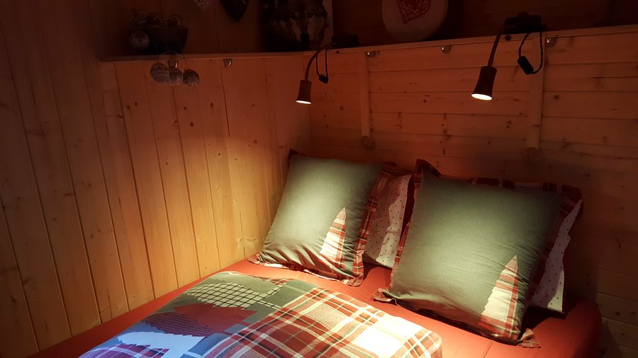 Hébergement AbracadaRoom : Ma Roulotte  "La Passionnée" - Image 13