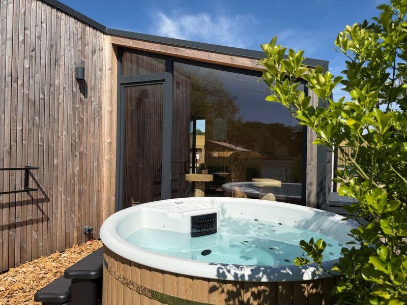 Hébergement AbracadaRoom : Cabane Spa Bois Flotté - Image 2