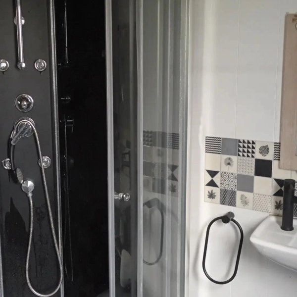 Hébergement AbracadaRoom : Le cabanon - Image 6