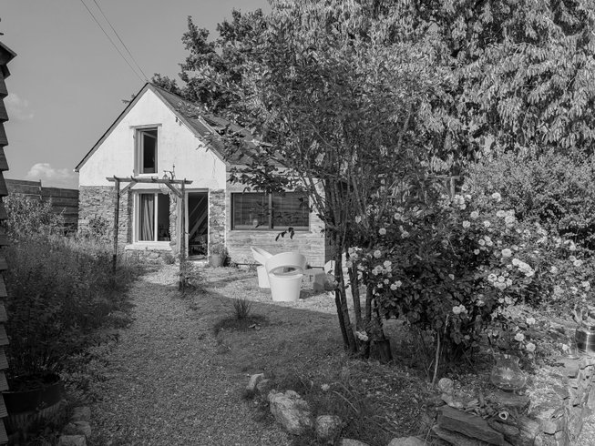 Domaine AbracadaRoom : La petite maison galerie - Image 1