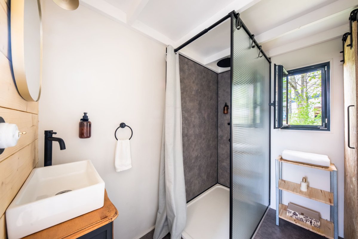 Tiny House Le Paddock | Au milieu des chevaux ! à Chambly (12)