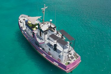 Séjour insolite en Bateau à SAINT-MARTIN (SXM) à Marigot (2)
