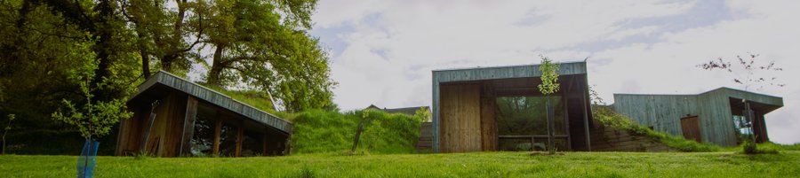 Domaine AbracadaRoom : Les cabanes, autour du tilleul - Image 9