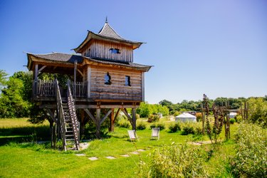 Temple perché avec Spa Emei Shan à Le Nizan (4)