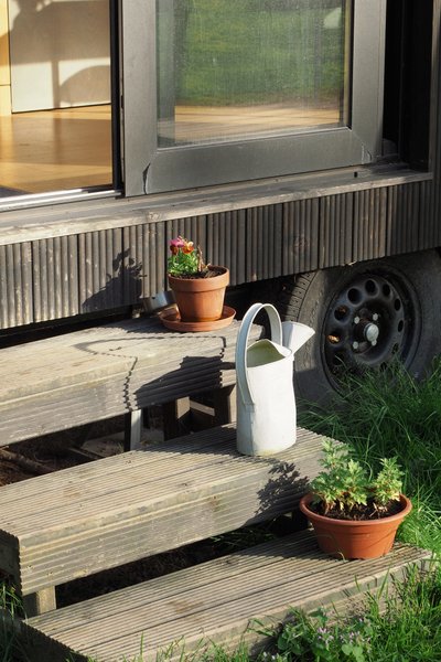 Domaine AbracadaRoom : Parcel Tiny House - près des animaux dans le Jura - Image 11