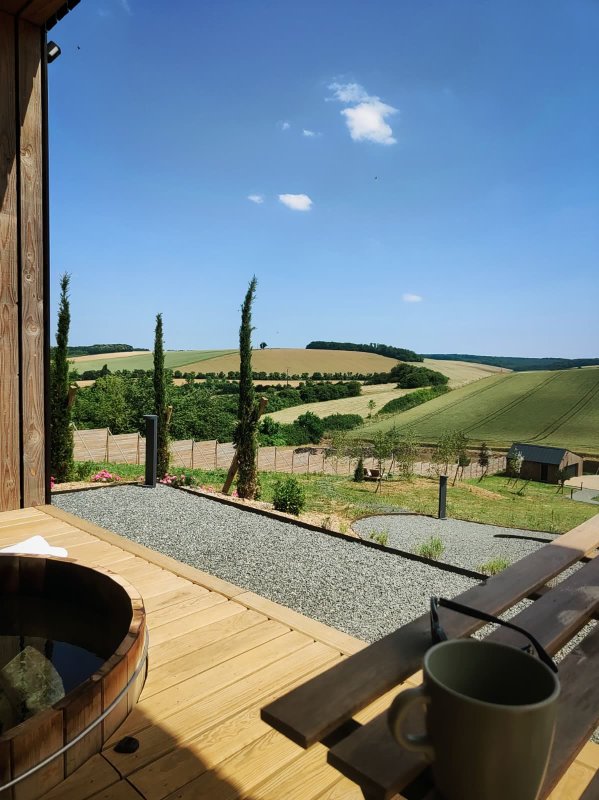 Freya : Ecolodge de luxe avec bain nordique pour 2-4 personnes à Saint-Mards-En-Othe (15)