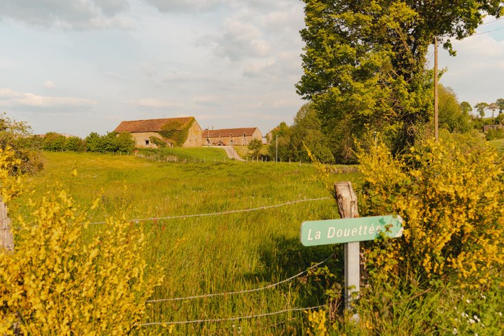 Domaine AbracadaRoom : Parcel Tiny House - campagne des Alpes Mancelles dans la Sarthe - Image 9