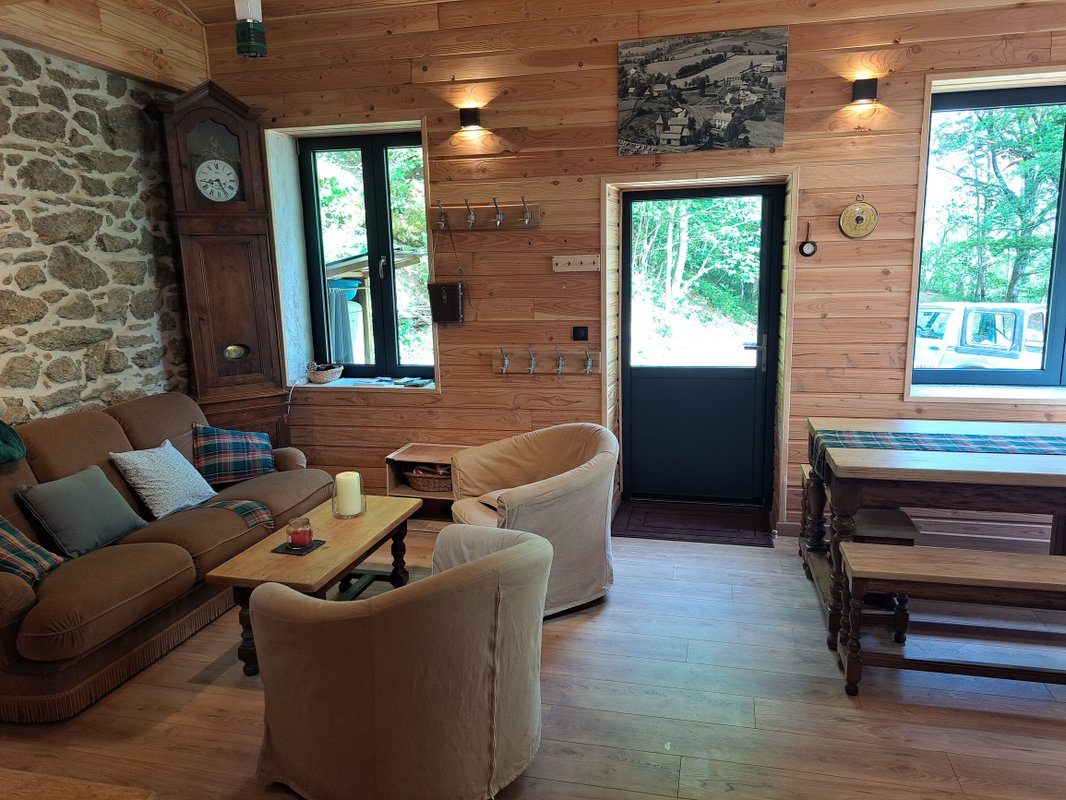 Le Refuge d'Yzeron à Saint Forgeux (39)