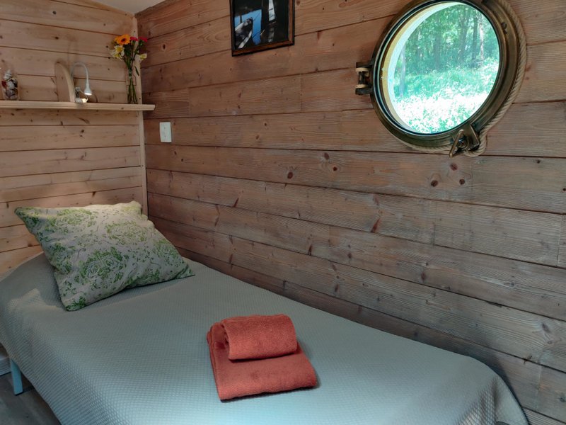 Domaine AbracadaRoom : Péniche le Haricot Noir - Image 11