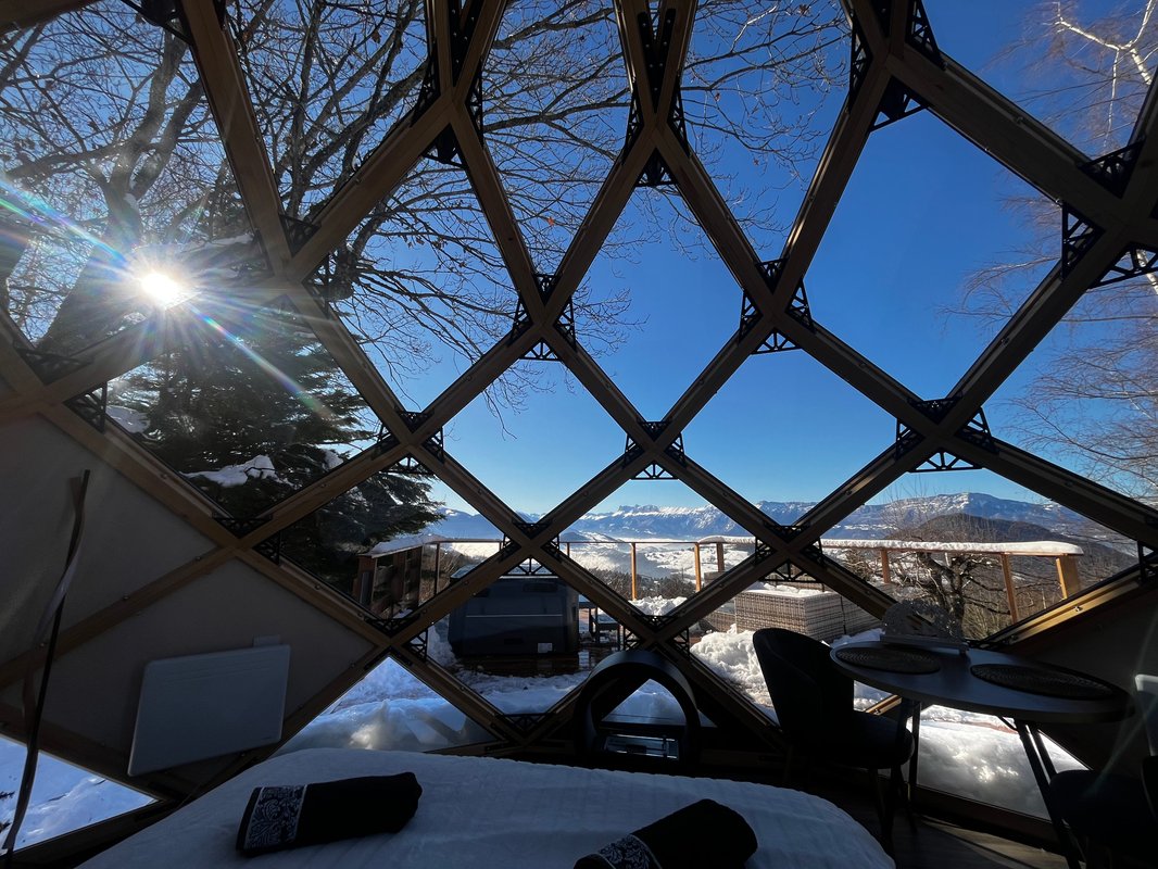 Zome jacuzzi et sauna privatif à Saint-Martin-D'uriage (10)