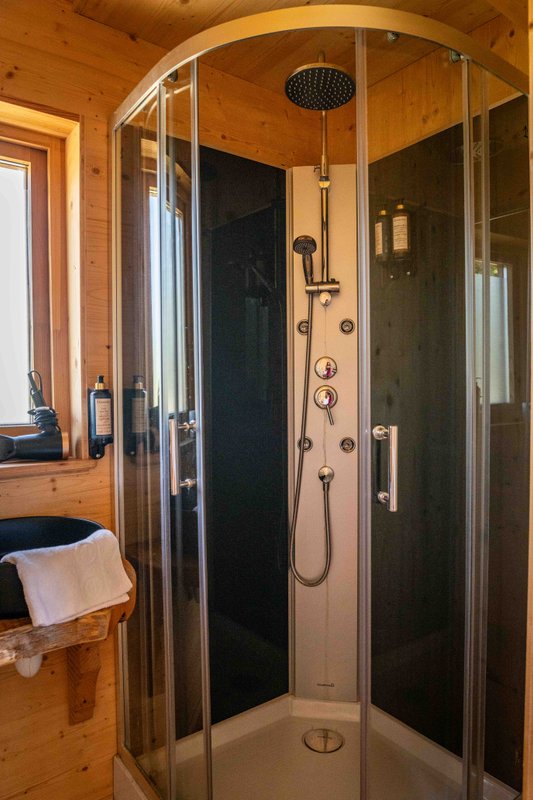Cabane Spa les Flots 4 pers à Bâgé-Dommartin (30)