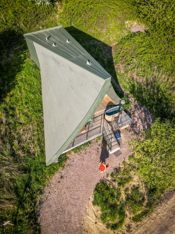 Etno : ecolodge de luxe en pleine nature avec vue et bain nordique à Massingy-Lès-Vitteaux (49)
