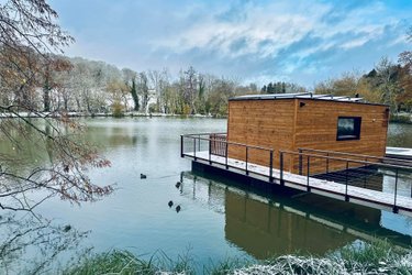 Cabane sur l'eau : L’Õdacieuse à Sainte Gemme (2)