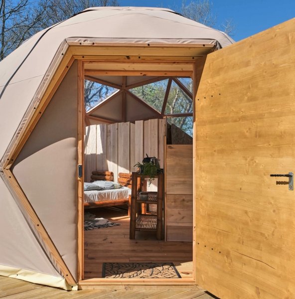 Hébergement AbracadaRoom : N°12 - Voyage Cosmique + SPA privatisable 1h inclus - Image 3