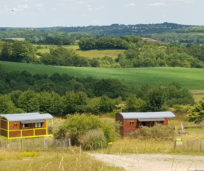 Domaine AbracadaRoom : Les Roulottes des Korrigans - Image 14