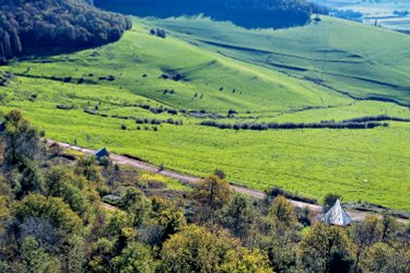 Etno : ecolodge de luxe en pleine nature avec vue à Massingy-Lès-Vitteaux (4)