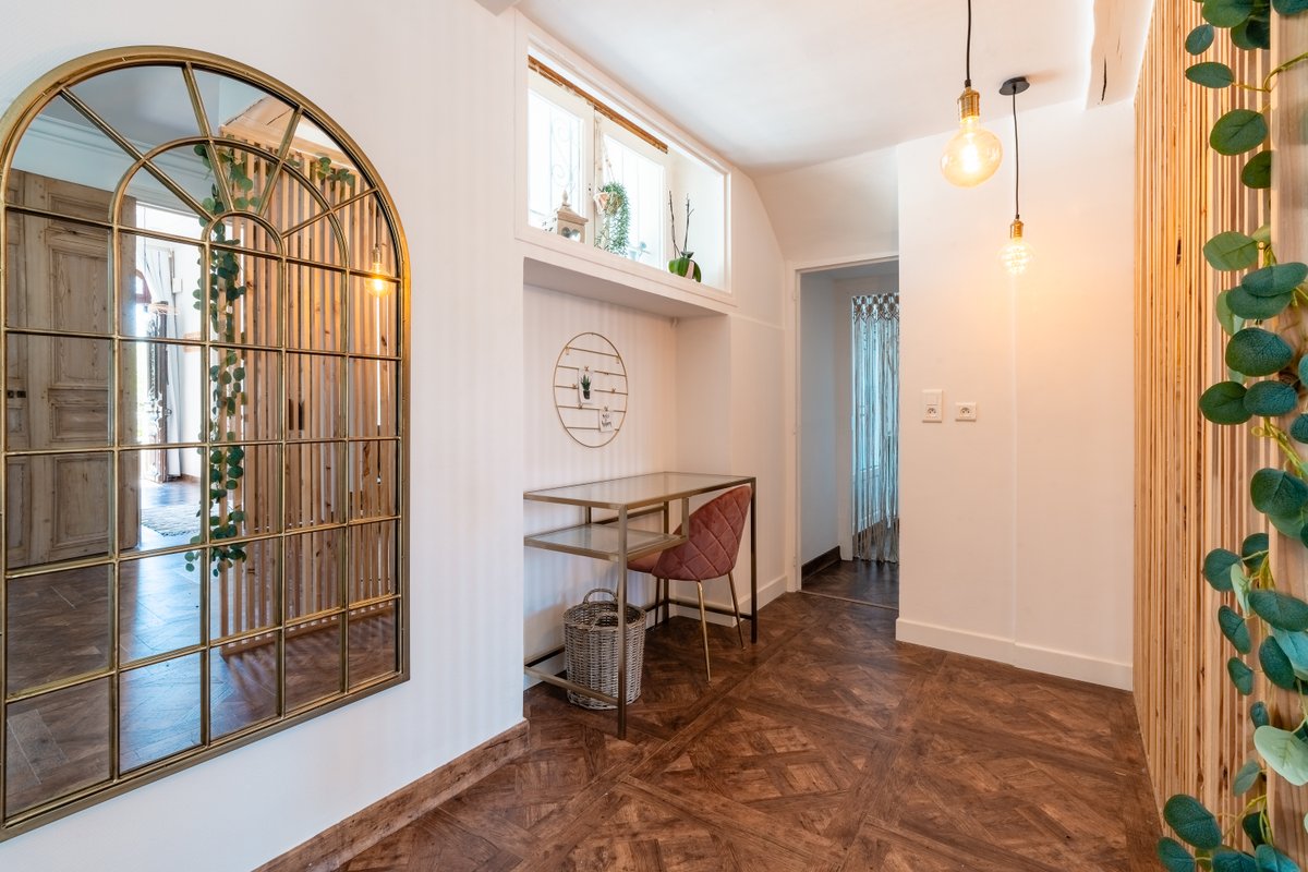 Maison de maître 4* avec piscine & jardin (6 pers.) à Magalas (16)