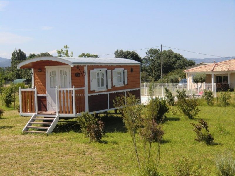 Hébergement AbracadaRoom : Roulotte Pâquerette - Image 2