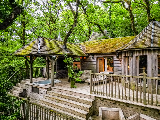 Hébergement AbracadaRoom : Cabane Château Puybeton & Spa & Sauna - Image 1