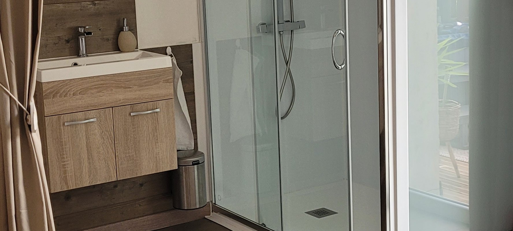 Le Mas Blanc & Spa à Malves-En-Minervois (14)