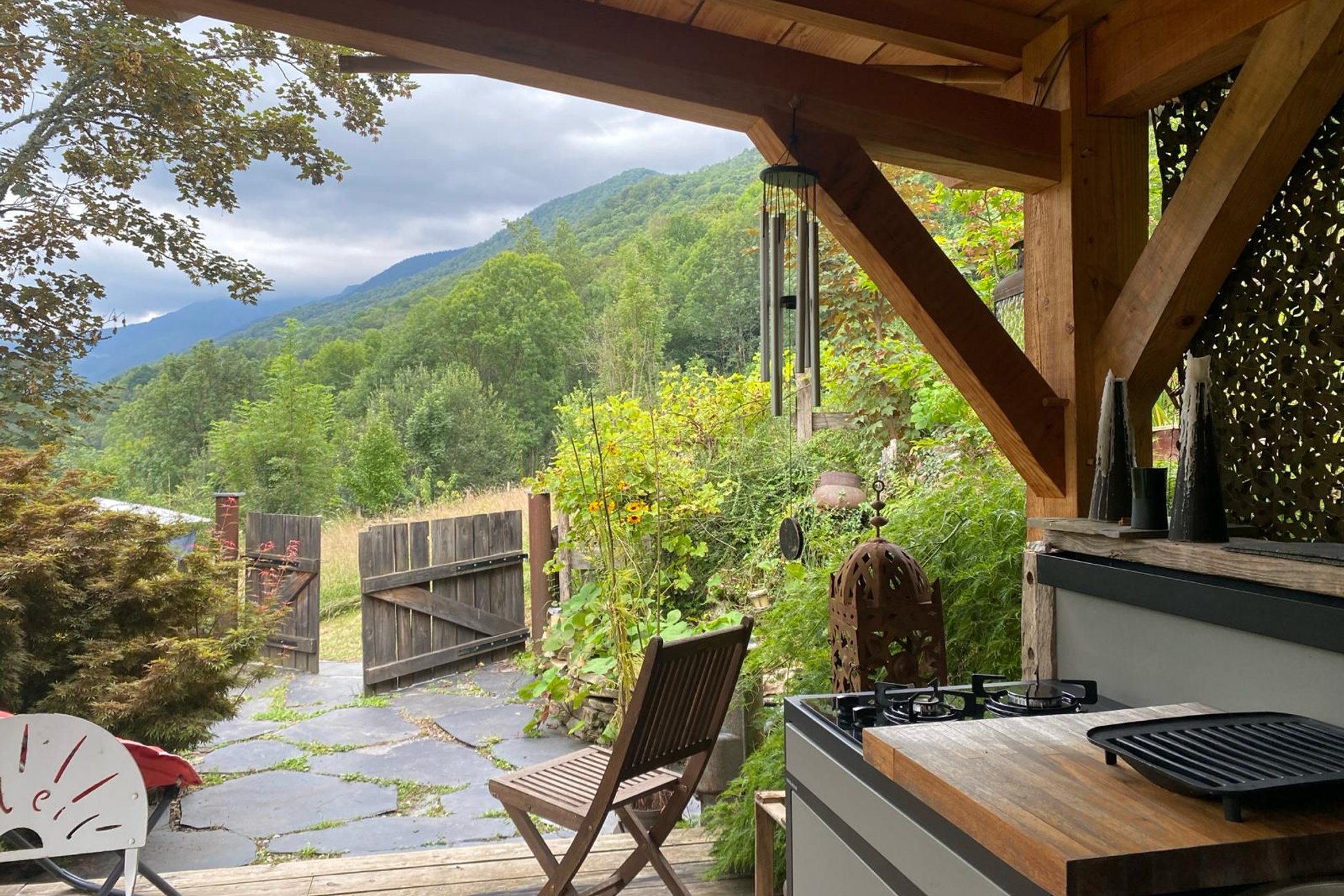 Hébergement UnicStay : Cabane Petit Bouddha à Arrien En Bethmale